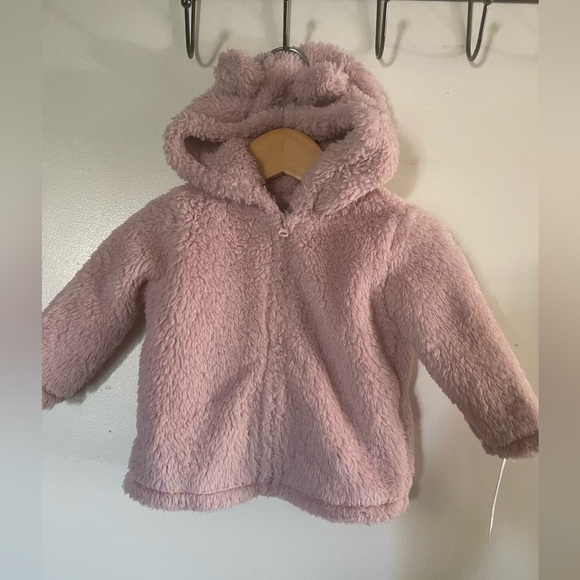 Other - 💙Soft Fuzzy Pink Baby Jacket with Bear Hoodie